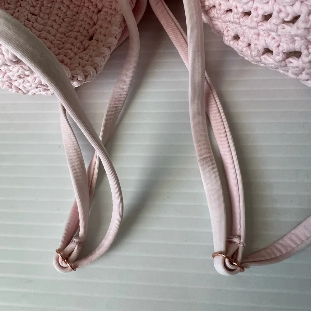 Frankie’s Bikinis Alya Crochet Bikini Top Pink, XS